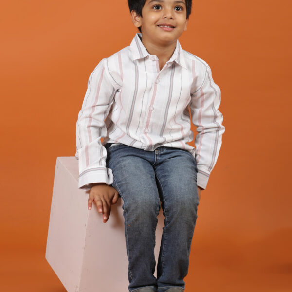 Vertical Charm Striped Shirt